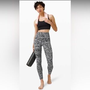 lululemon black and white align legging 25”
